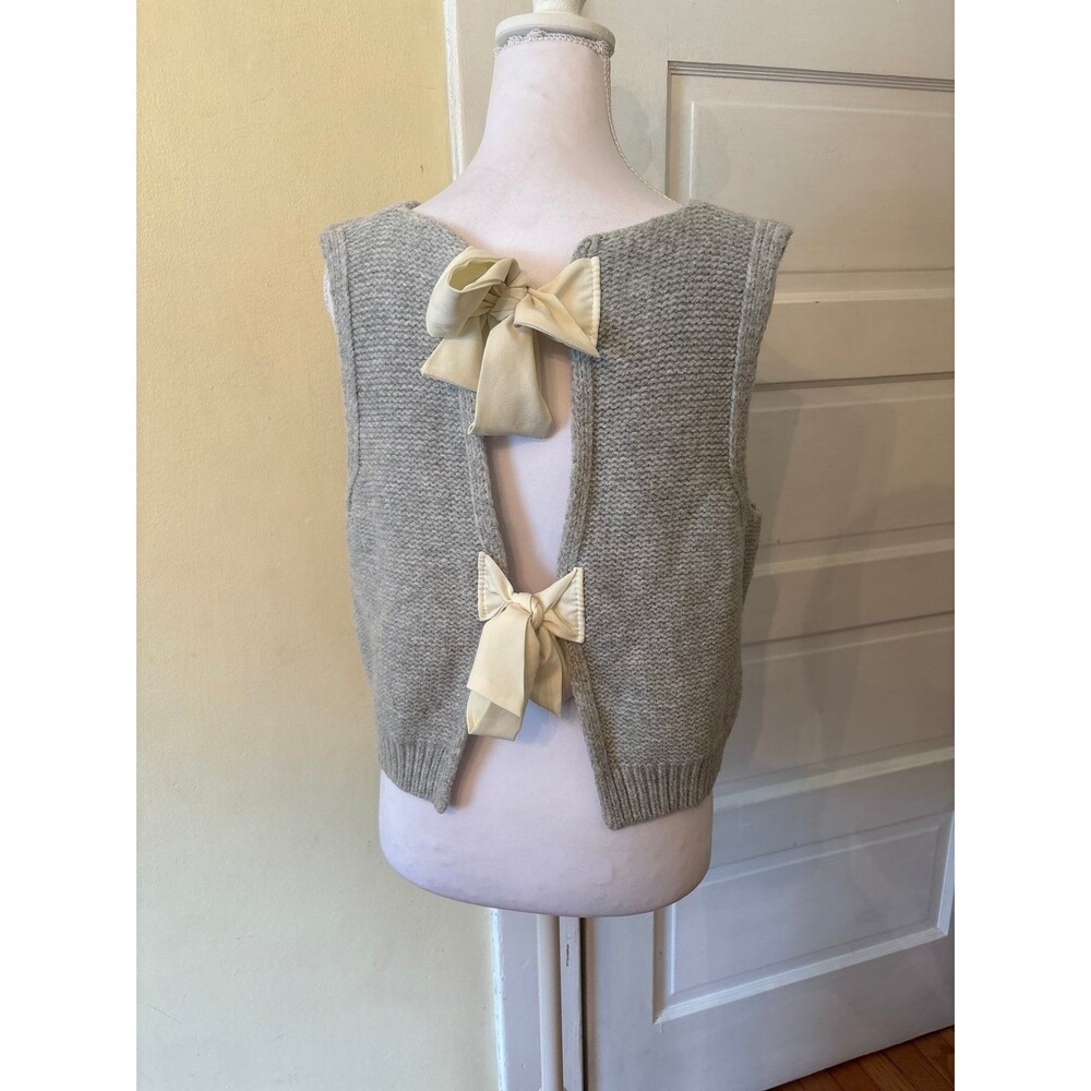Womens grey knit sweater vest bowtie scoop neck knitted ribbed romantic feminine